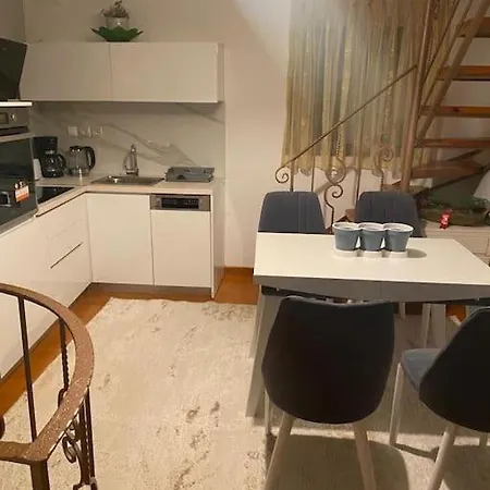 House In Corfu شقة